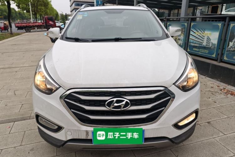 Used Hyundai ix35 2015 2.0L Automatic 2WD Smart Version China V Standard
