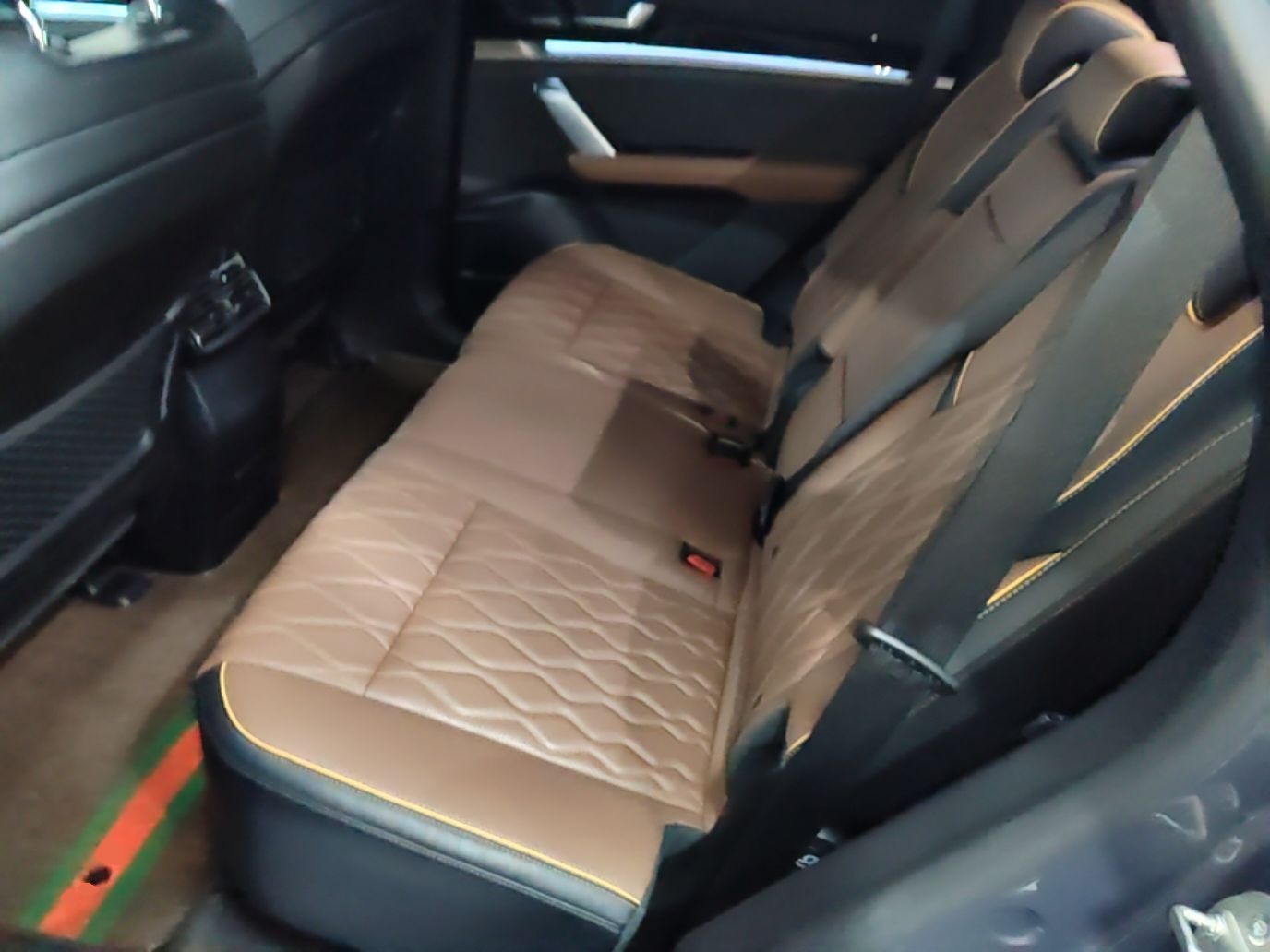 BYD Tang New Energy 2021 DM-i 112KM Prestige Model - Executive — снимка 20