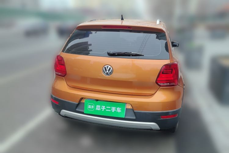 Used Volkswagen Polo 2014 1.6L Cross Polo Automatic
