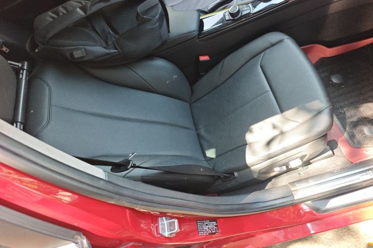 Used BMW 3 Series 2017 320Li Fashion Model Right Front Seat