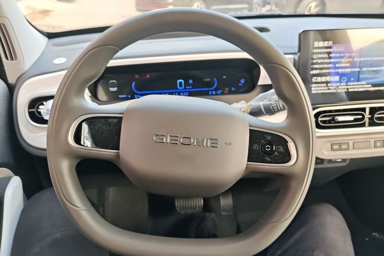 Used Geely Galaxy Panda 2025 210 km – Yuanqi Bear Steering Wheel