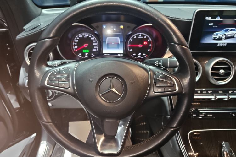 Used Mercedes-Benz GLC 2019 Facelift GLC 260 L 4MATIC Luxury Model