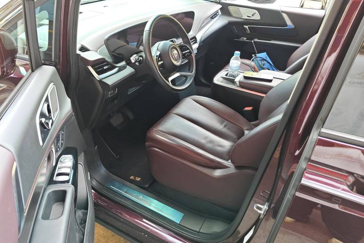 Used Buick Century 2023 2.0T Six-Seater Yinshi Edition