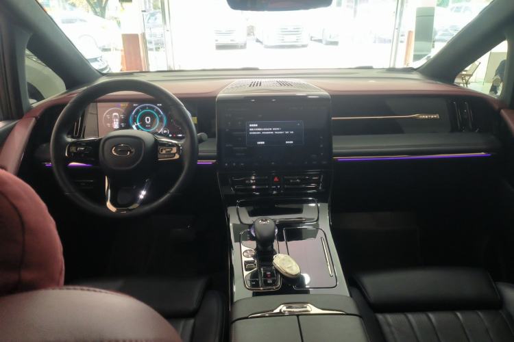 Used GAC Trumpchi M8 2024 Zongshi Series 400T Ultimate Edition Center Console