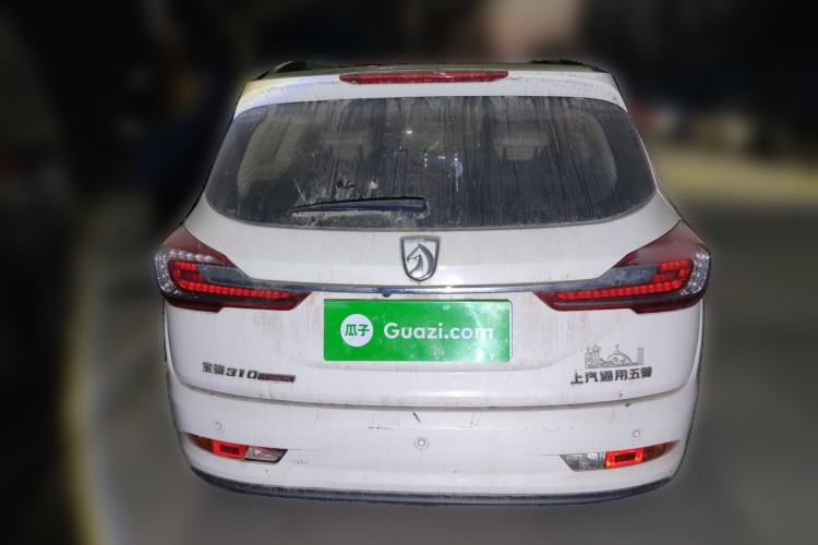 Used Baojun 310W 2017 1.5L Manual Fashion Model China V
