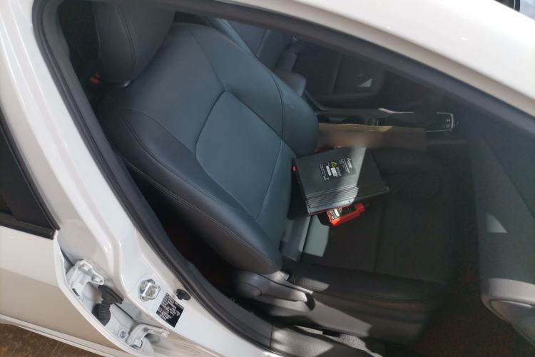 Used Toyota Corolla 2023 1.8L Smart Electric Hybrid Dual-Motor Elite Edition Right Front Seat