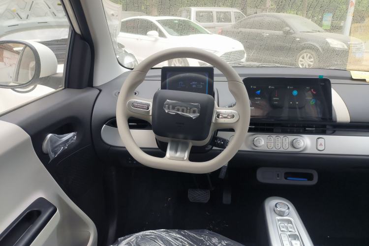 Used CHANGAN NEVO Lumin 2026 Model Treasure Edition 205km Passionate Beige Ningde