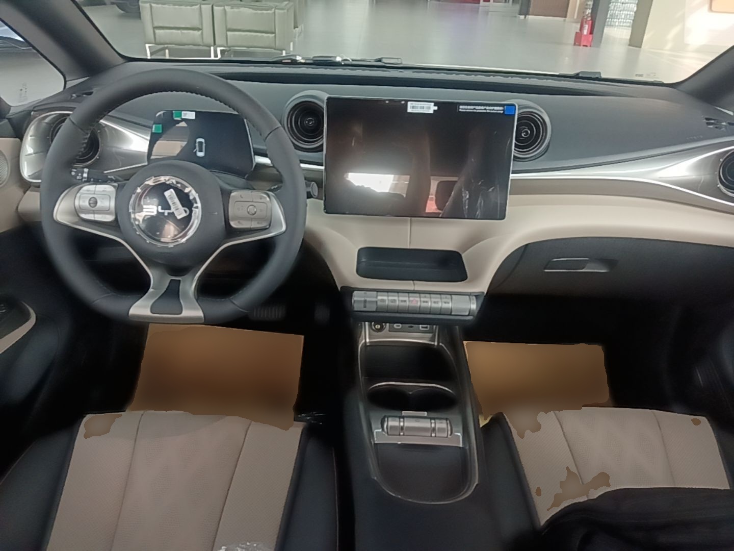 BYD Dolphin 2025 420km Free Edition — снимка 12