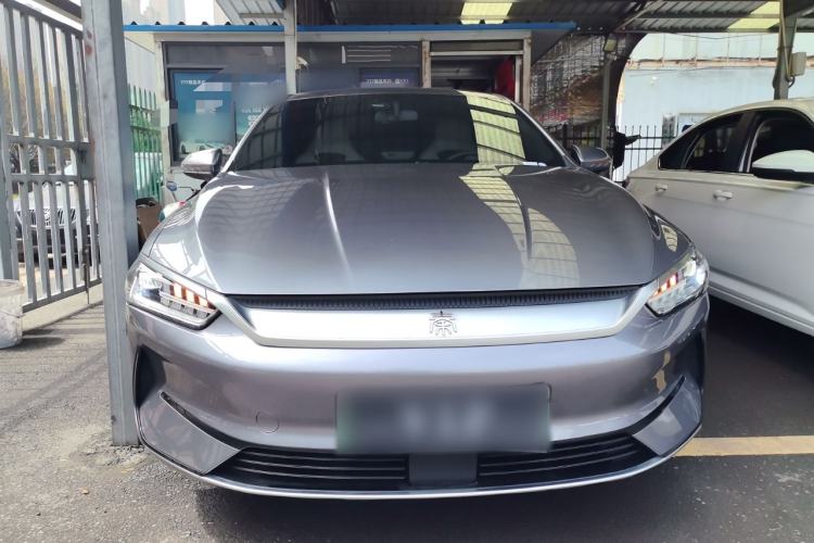 Used BYD Qin PLUS 2023 Champion Edition EV 420KM Leading Model