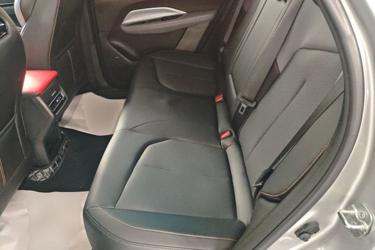 Used Oshan Z6 New Energy 2023 ZhiDian iDD 150KM Flagship PLUS Smart Parking Edition