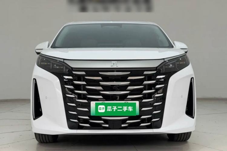 Used BYD Xia 2026 DM-i 1.5T 218KM Transcendence Edition Front