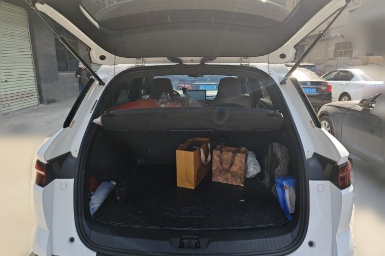 Used BYD Song Pro New Energy 2023 Champion Edition DM-i 71KM Beyond Model Trunk