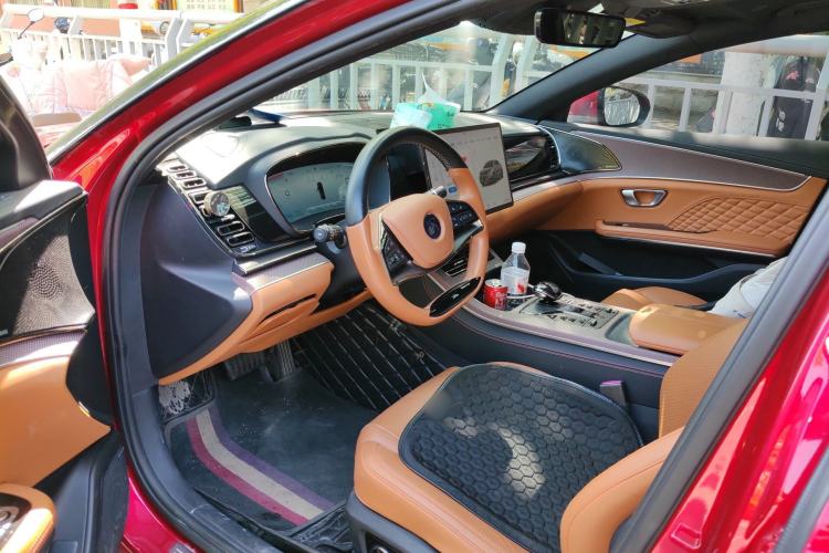 Used BYD Han 2022 DM-i 121KM Luxury Model Driver Seat