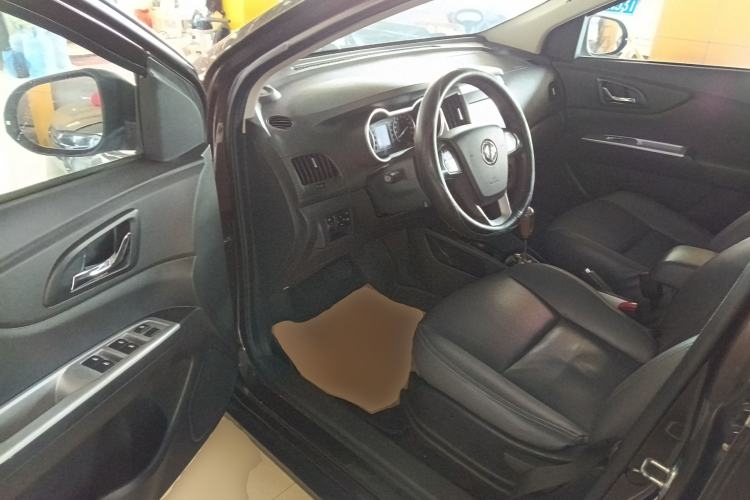 Used Dongfeng Aeolus AX3 2016 1.5L Automatic Shangkue Model
