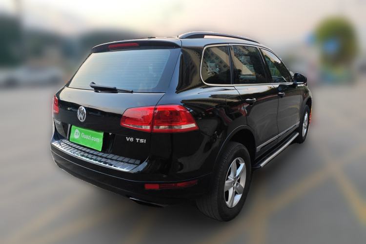 Used Volkswagen Touareg 2011 3.0 TSI Comfort Version
