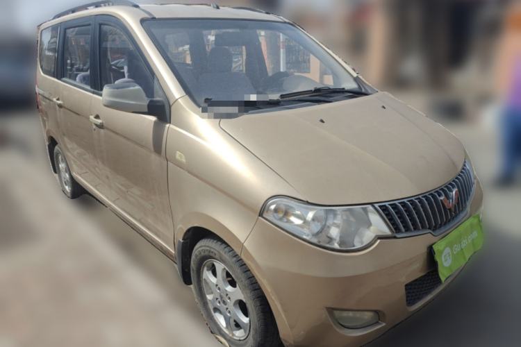 Used Wuling Hongguang 2010 1.2L Comfort Edition China IV Front Right 45 Deg