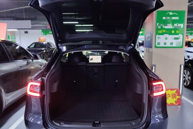 Used Tesla Model Y 2024 Rear-Wheel-Drive Version
