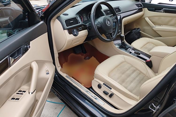 Used Volkswagen Passat 2013 1.8TSI DSG Ultimate Edition
