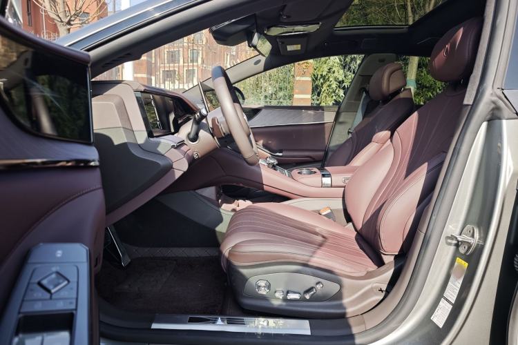 Used Denza Z9GT 2024 1100 Four-Wheel Drive Max Edition