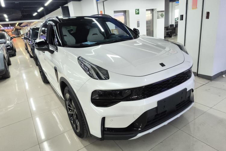 Used Lynk & Co 01 EM-P 2023 1.5TD EM-P Dawn Edition Exterior 2