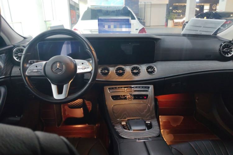 Used Mercedes-Benz CLS 2020 CLS 300 Luxury Model
