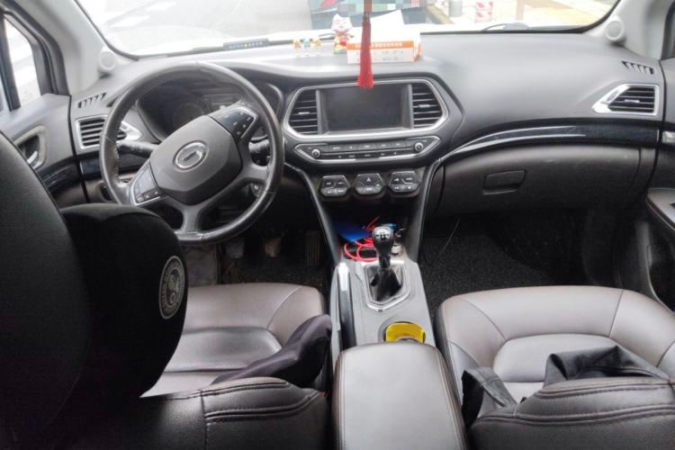 Used GAC Trumpchi GS4 2017 235T Manual Two-Wheel Drive Luxury Edition
