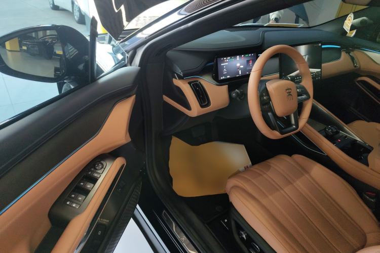 Used BYD Song L EV 2025 Intelligent Driving Version 662 km LiDAR Excellence Edition
