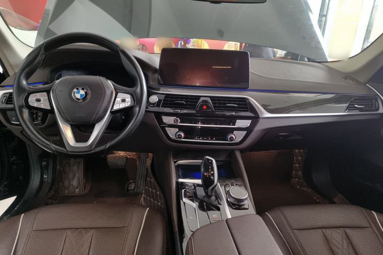 Used BMW 5 Series 2022 Restyled 525Li Luxury Package
