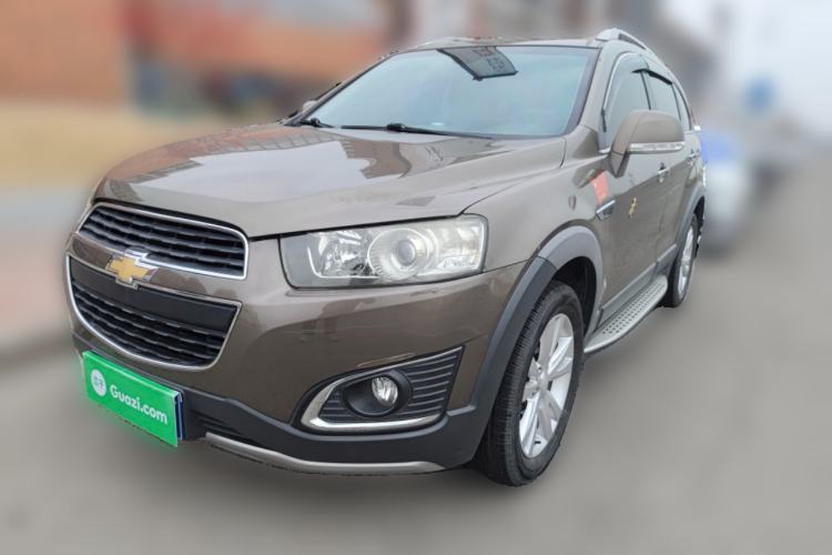 Used Chevrolet Captiva 2015 2.4L 4x4 Flagship Edition 7-Seater