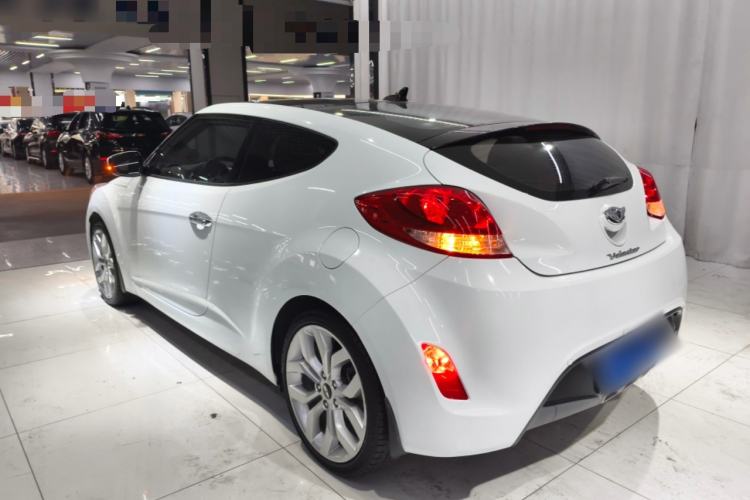 Used Hyundai Veloster 2011 1.6L Automatic Luxury Edition Rear Left 45 Deg