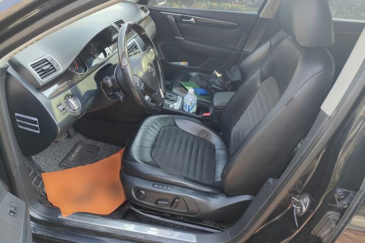 Used Volkswagen Magotan 2013 1.8TSI Prestige Model Left Front Seat