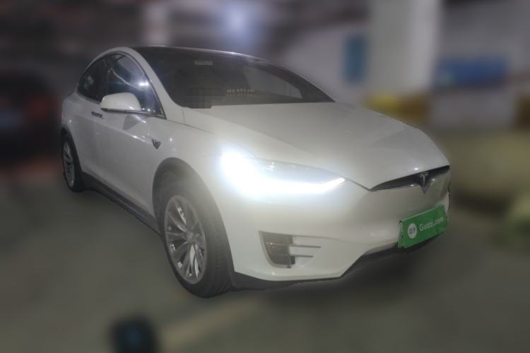 Used Tesla Model X 2019 Long-Range Version Front Right 45 Deg