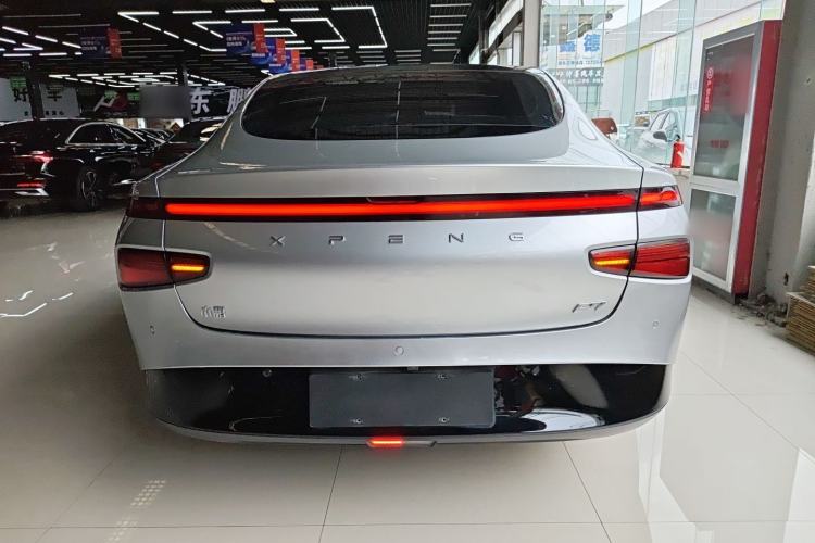 Used XPeng P7 2024 P7i 550 Pro
