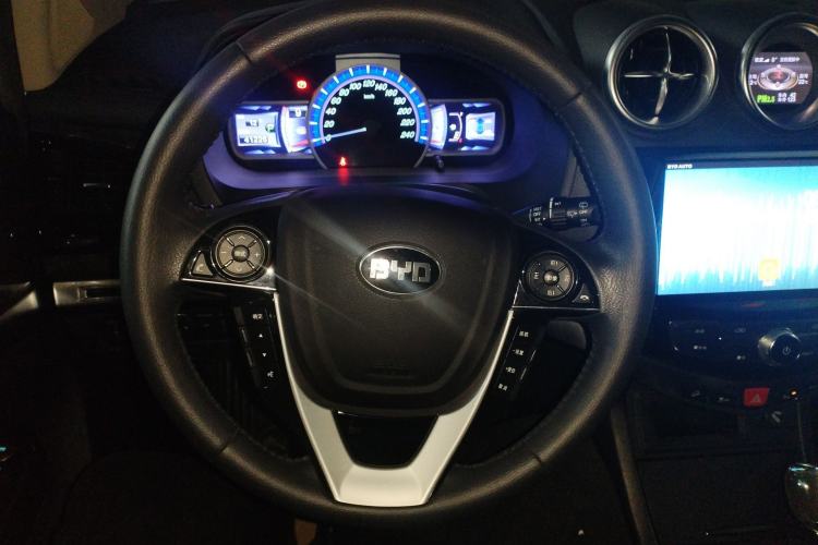 Used BYD S7 2017 2.0T Automatic Prestige Edition