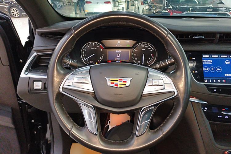 Used Cadillac XT5 2021 2.0T Two-Wheel Drive Luxury Version