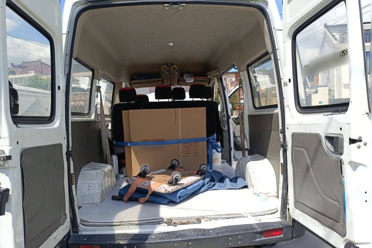 Used SAIC MAXUS Xintu V80 2015 2.5T Manual Aoyuntong Version Short Wheelbase Mid-Roof