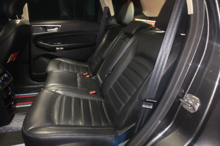 Used Ford Edge 2015 2.0T GTDi 4x4 High-Grade Model