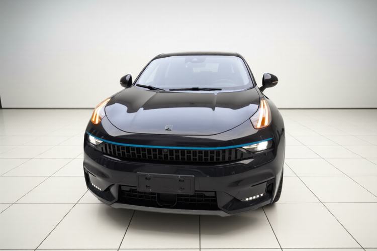 Used Lynk & Co 05 2020 2.0TD Two-Wheel Drive Shine Halo Front