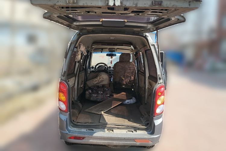 Used Dongfeng Xiaokang K17 2009 1.0L Base Version AF10-06 Trunk