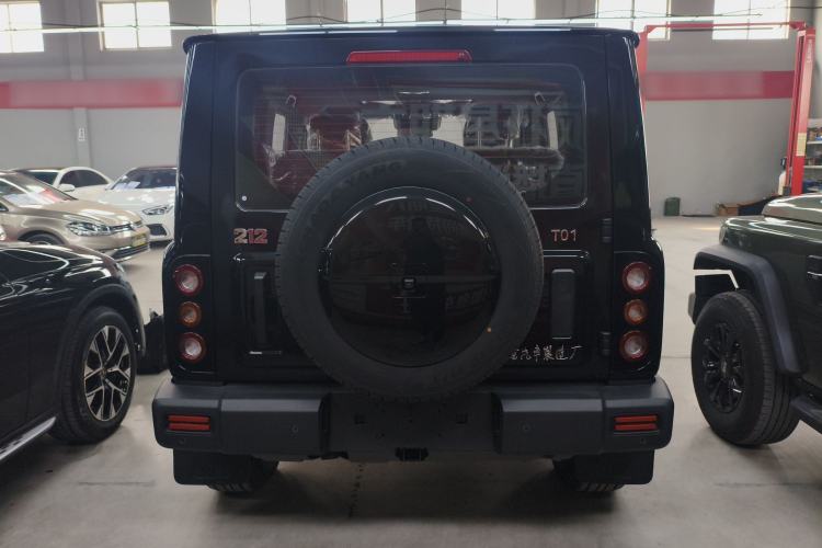 Used 212 T01 2024 2.0T Explorer Rear