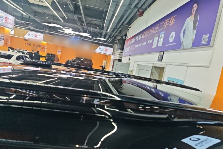 Used Land Rover Discovery 2021 360 PS R-Dynamic SE
