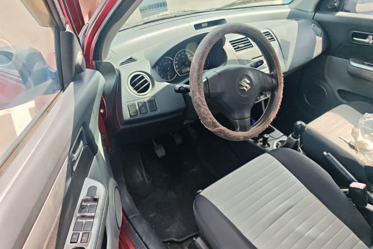 Used Suzuki Swift 2013 1.5L Manual Standard Edition
