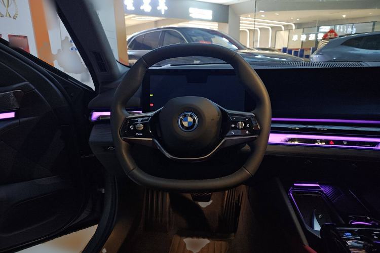 Used BMW i5 2024 eDrive 35L Prestige Luxury Package
