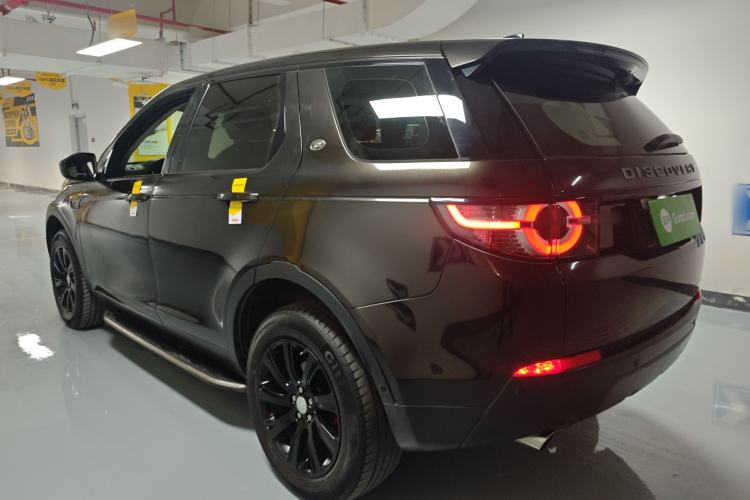 Used Land Rover Discovery Sport 2018 240 PS SE Version
