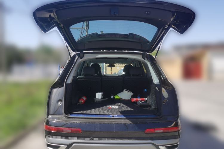 Used Audi Q7 2023 55 TFSI quattro S line Sport Edition
