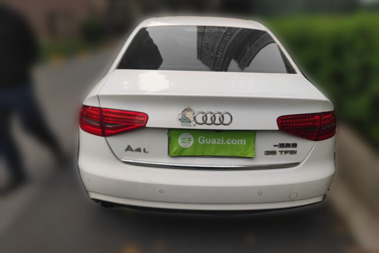 Used Audi A4L 2016 35 TFSI Collector's Edition Automatic Standard Model
