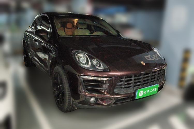 Used Porsche Macan 2014 Macan 2.0T Front Right 45 Deg