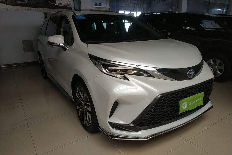 Used Toyota Granvia 2023 2.5L Hybrid Prestige PLUS Edition
