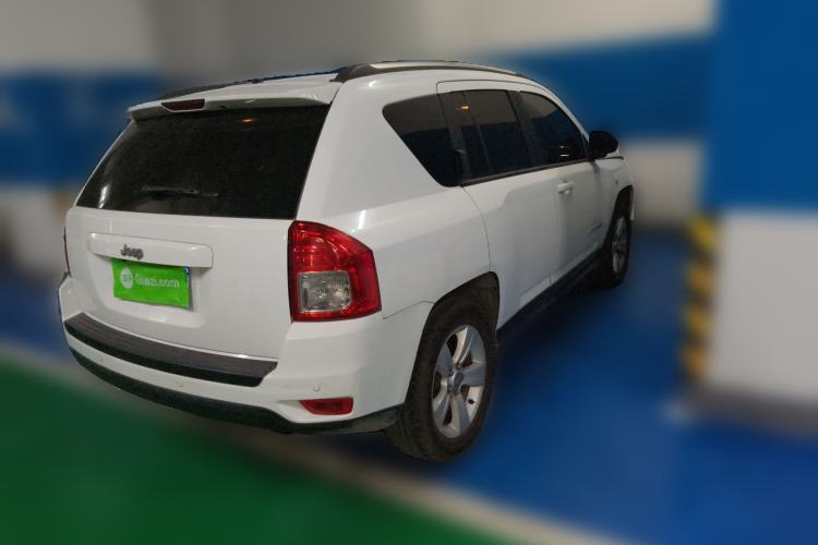 Used Jeep Compass 2013 2.4L four-wheel-drive sport version