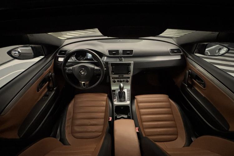 Used Volkswagen FAW-Volkswagen CC 2013 2.0 TSI Ultimate Model Interior 5